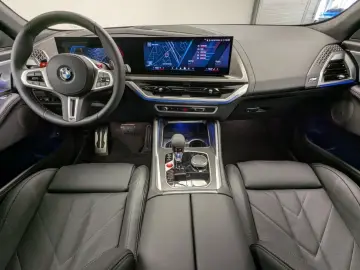 BMW XM 50e XM 50e AHK Driv Prof. HK Sound Massage