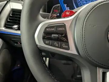 BMW XM 50e XM 50e AHK Driv Prof. HK Sound Massage
