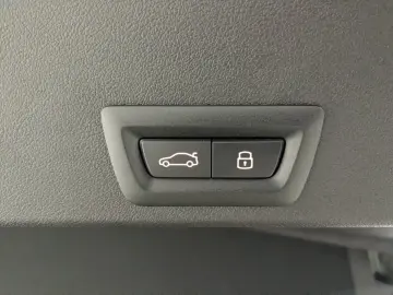 BMW XM 50e XM 50e AHK Driv Prof. HK Sound Massage