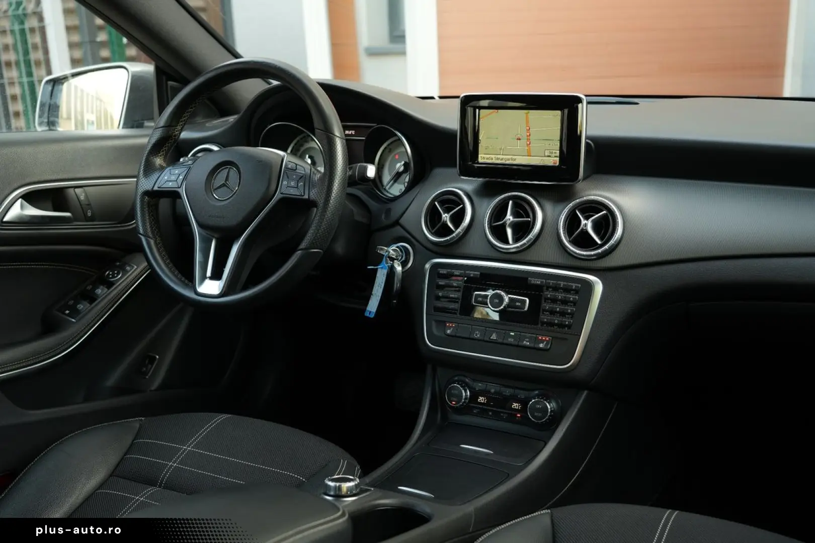 Mercedes-Benz Cla-220