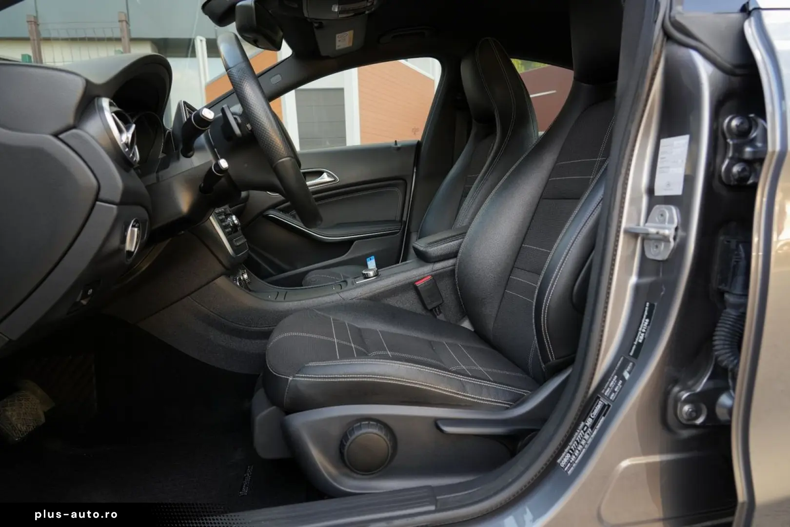 Mercedes-Benz Cla-220