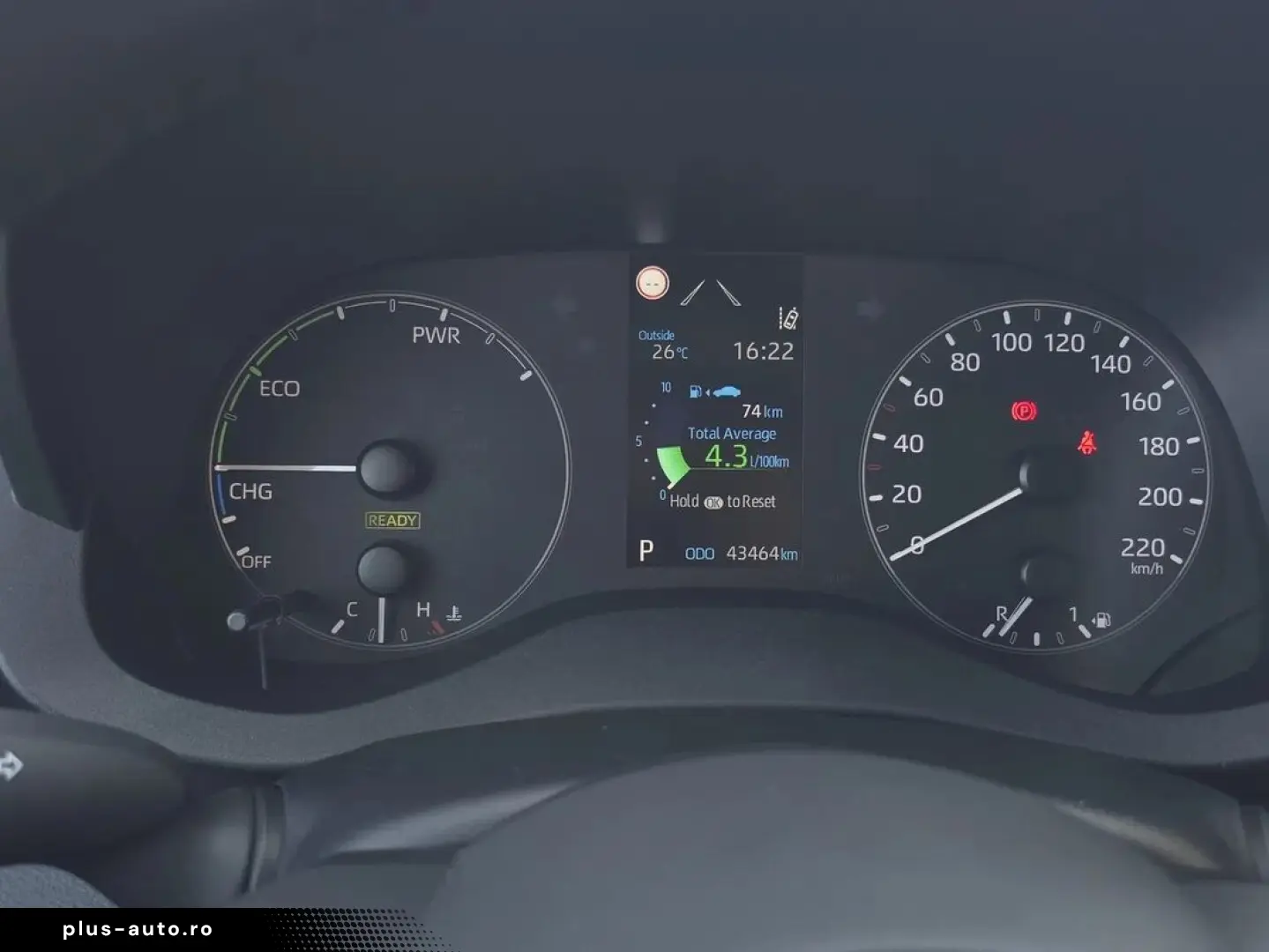 Toyota Yaris Hybrid - Business