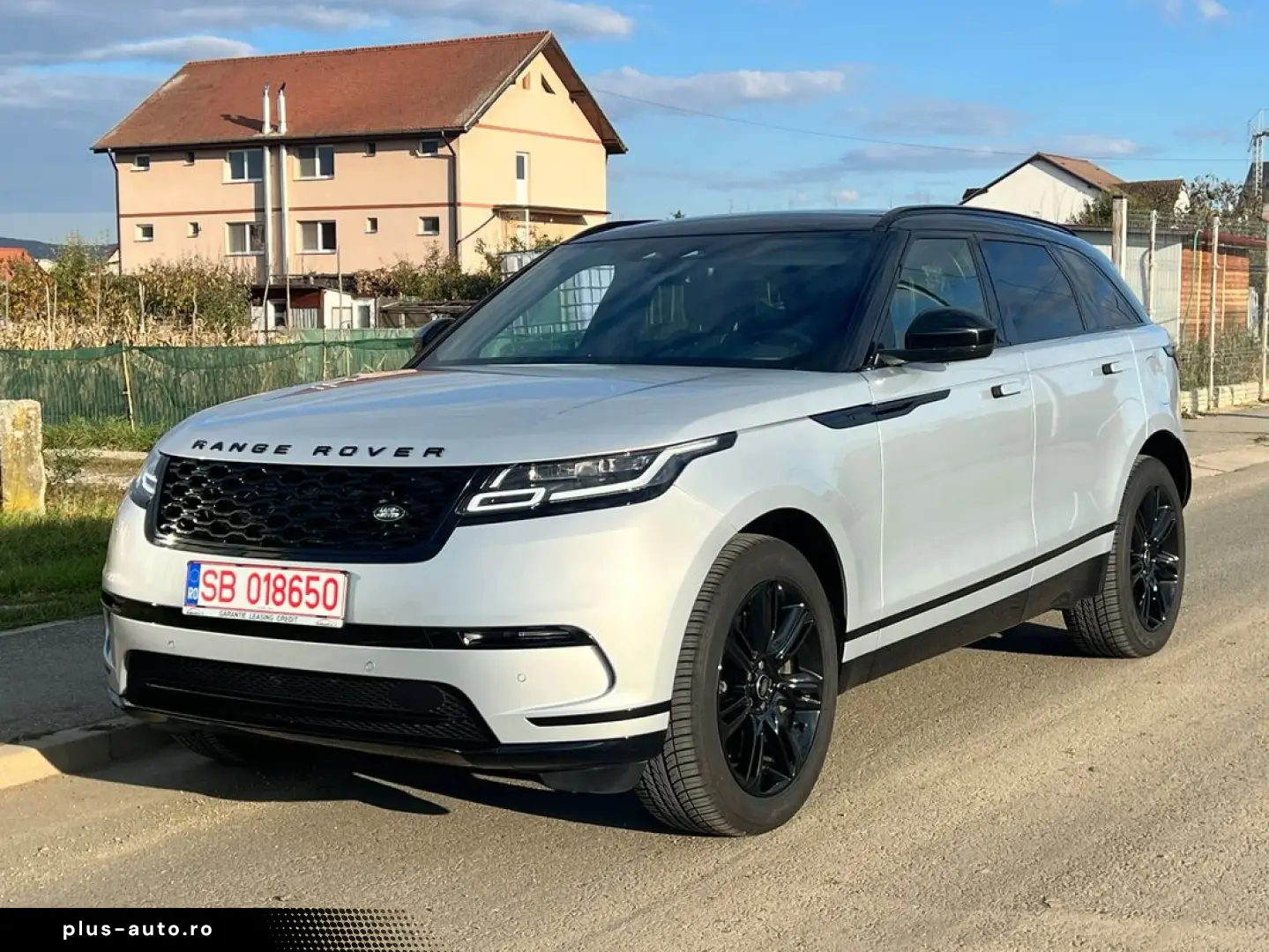 Land-Rover Range-Rover-Velar