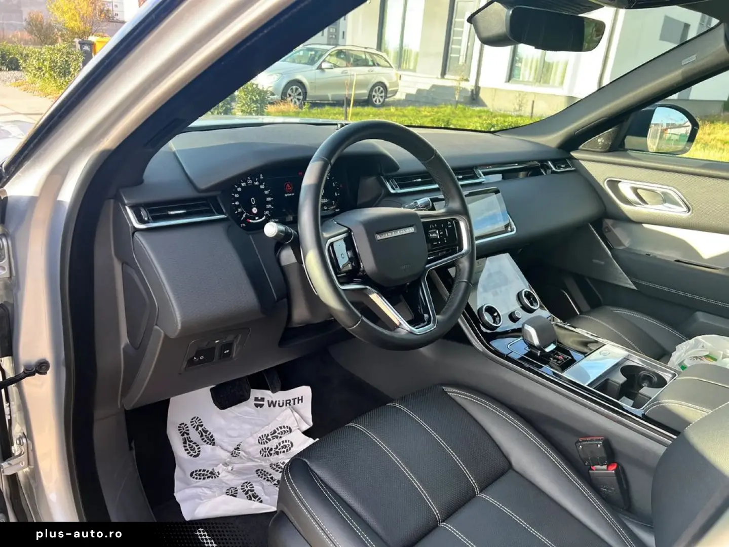 Land-Rover Range-Rover-Velar