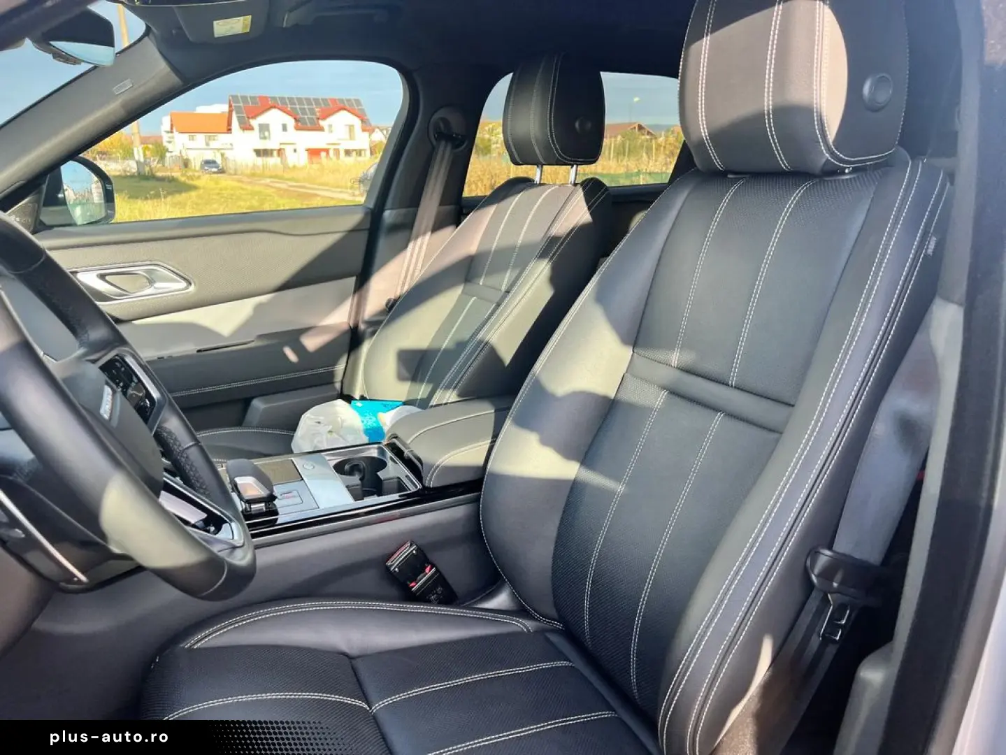 Land-Rover Range-Rover-Velar