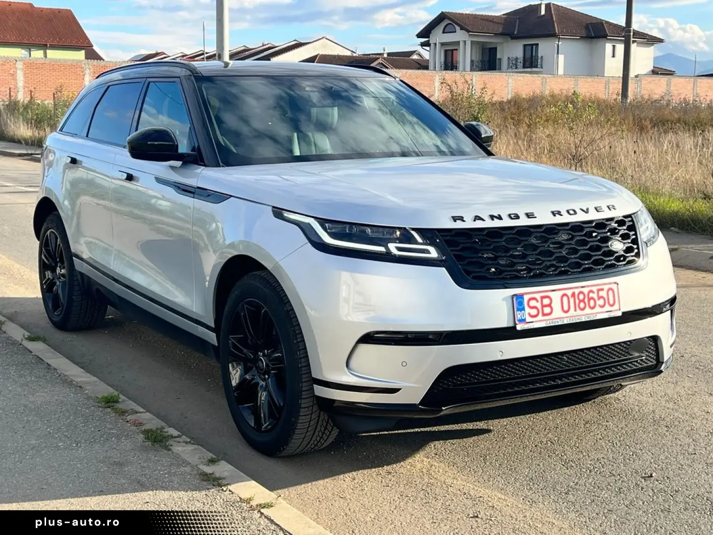 Land-Rover Range-Rover-Velar