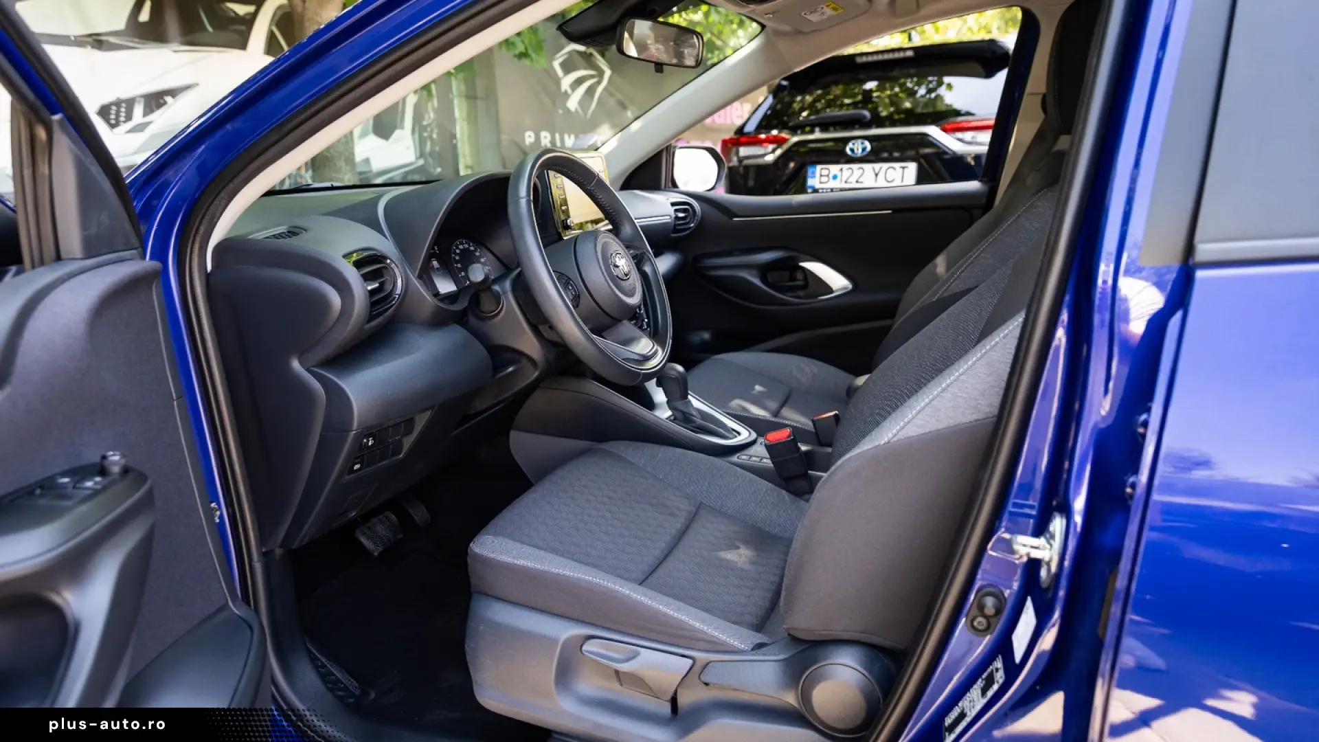 Toyota Yaris 1.5 VVT-i HSD Exclusive Style