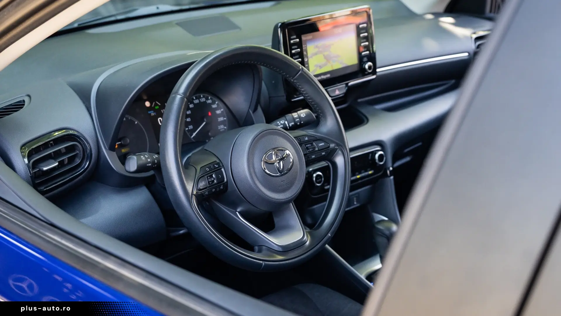 Toyota Yaris 1.5 VVT-i HSD Exclusive Style