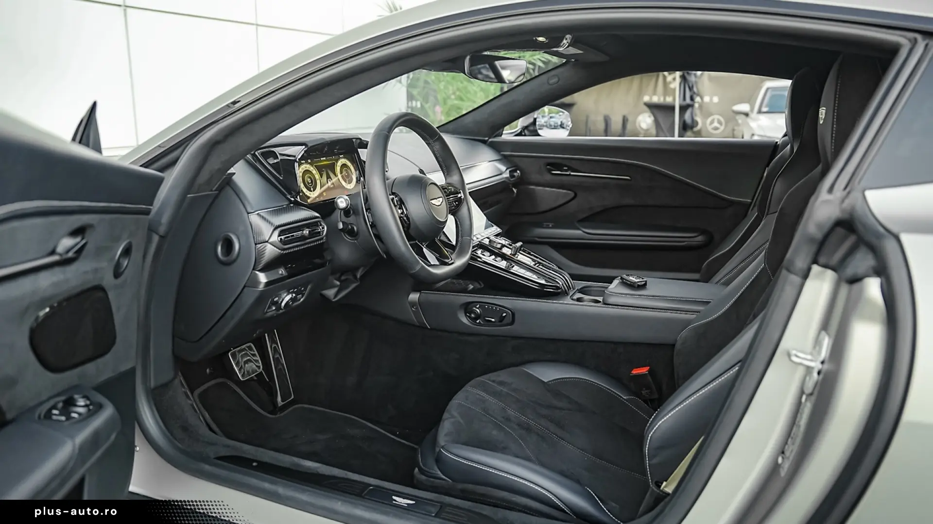 Aston Martin V8 Vantage