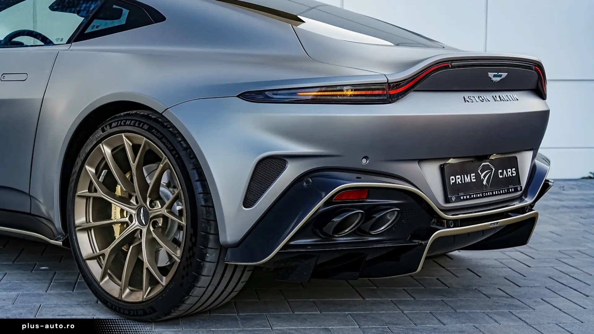 Aston Martin V8 Vantage