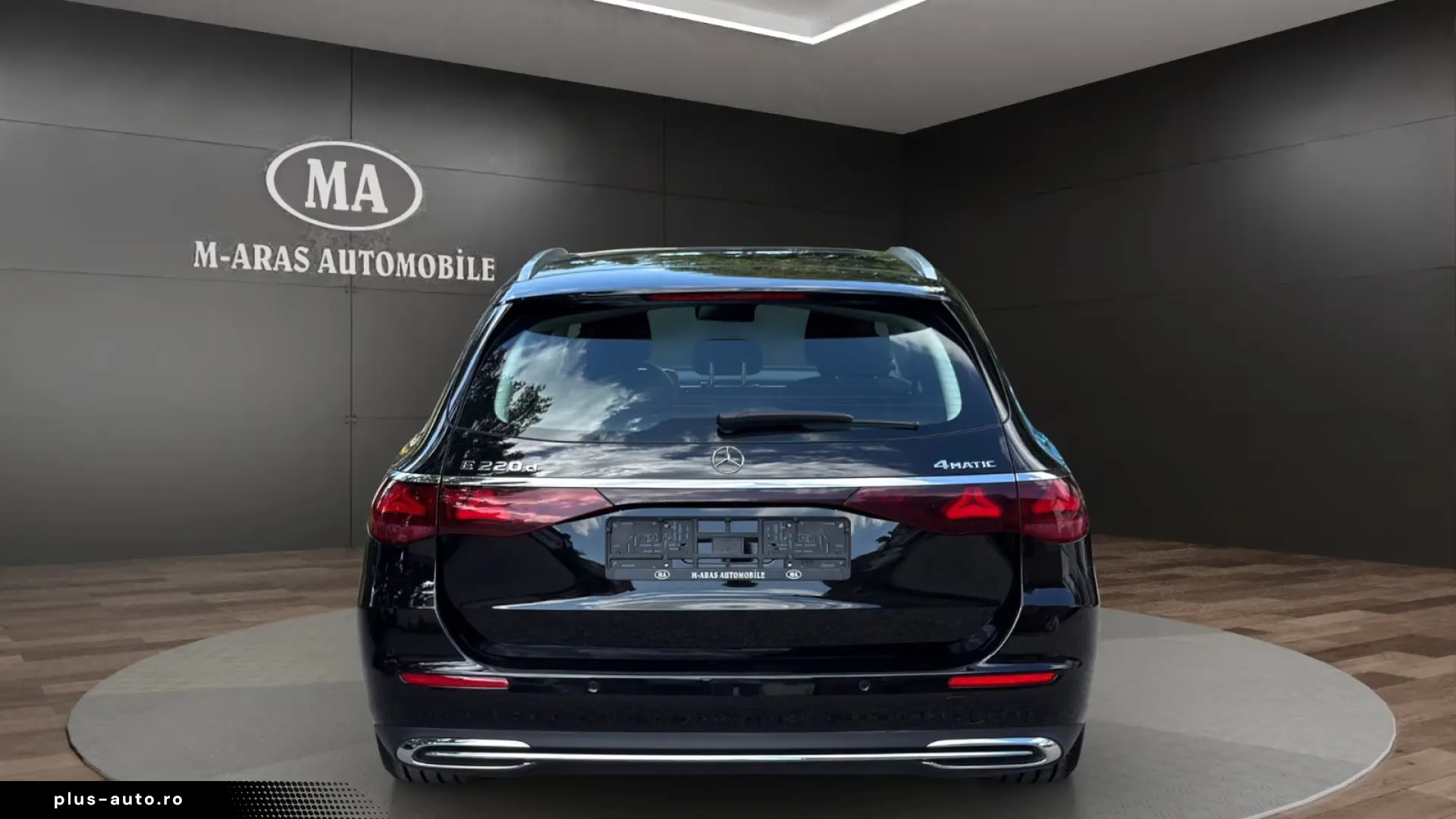 Mercedes-Benz E 220d T-4Matic Avantgarde