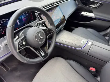 Mercedes-Benz E 220d T-4Matic Avantgarde