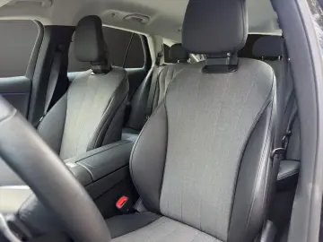 Mercedes-Benz E 220d T-4Matic Avantgarde