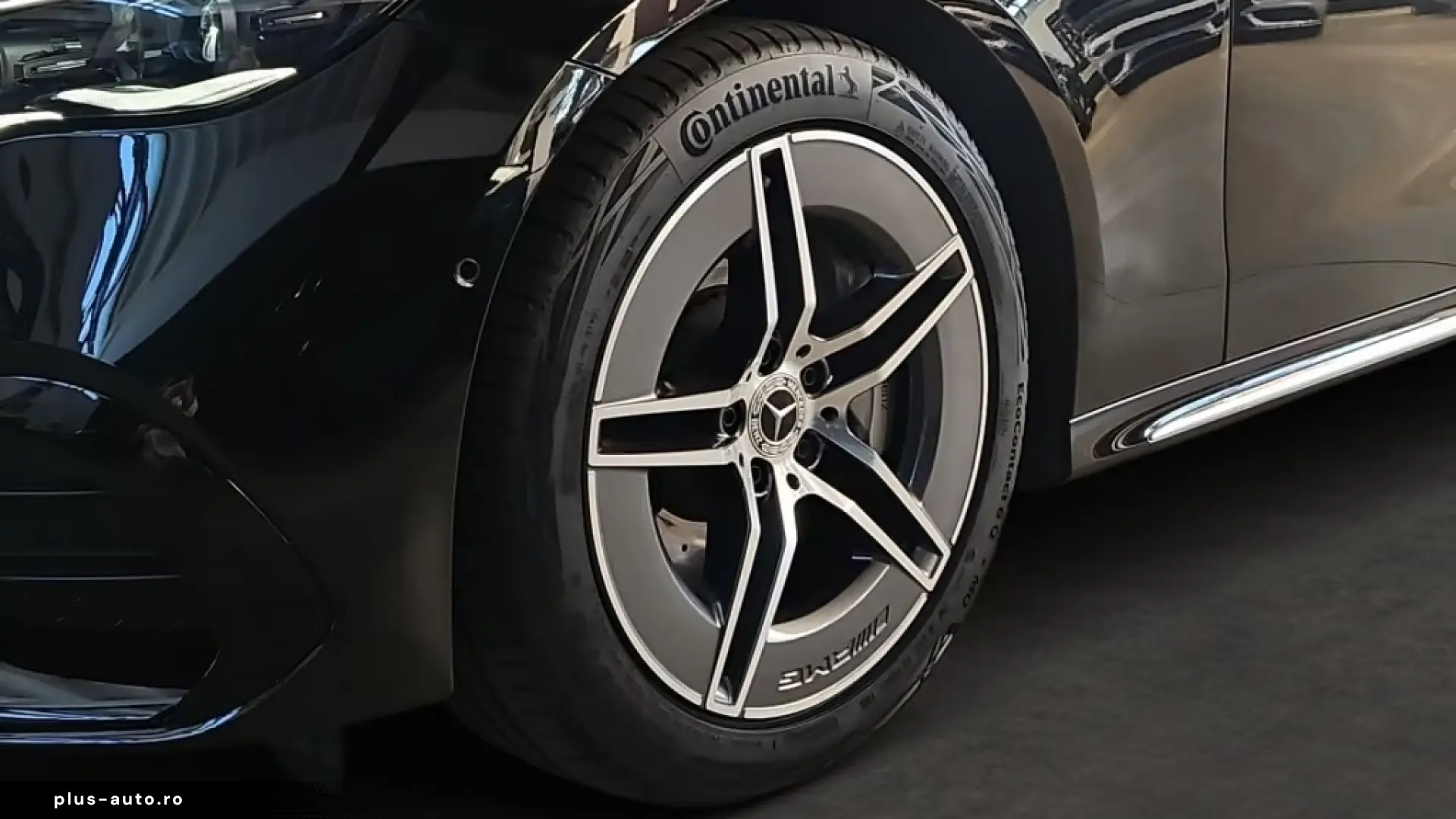 Mercedes-Benz E 220 d AMG Distronic  Pano LED 360  Memory