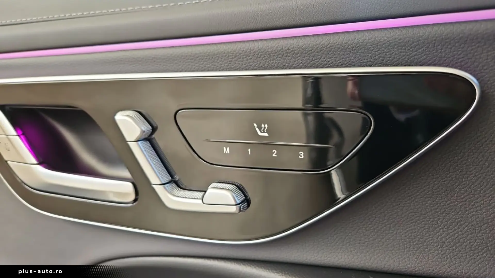 Mercedes-Benz E 220 d AMG Distronic  Pano LED 360  Memory