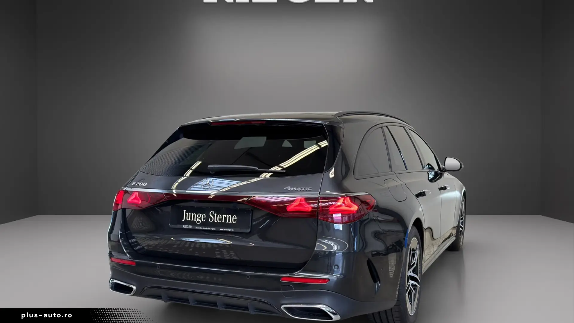 Mercedes-Benz E 200 T 4M AMG Advanced NIGHT Totwinkel 19