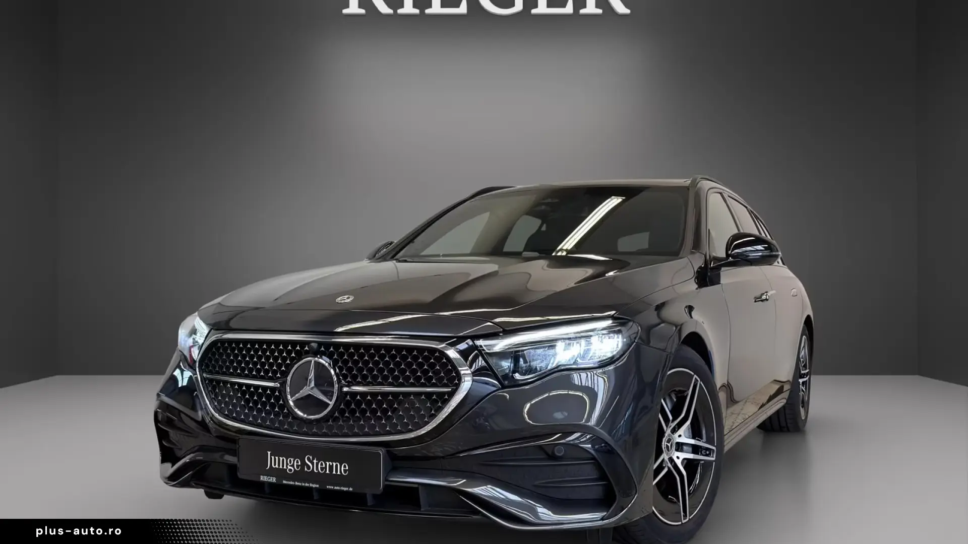 Mercedes-Benz E 220 T d AMG Pano NIGHT Keyles Totwinkel 19