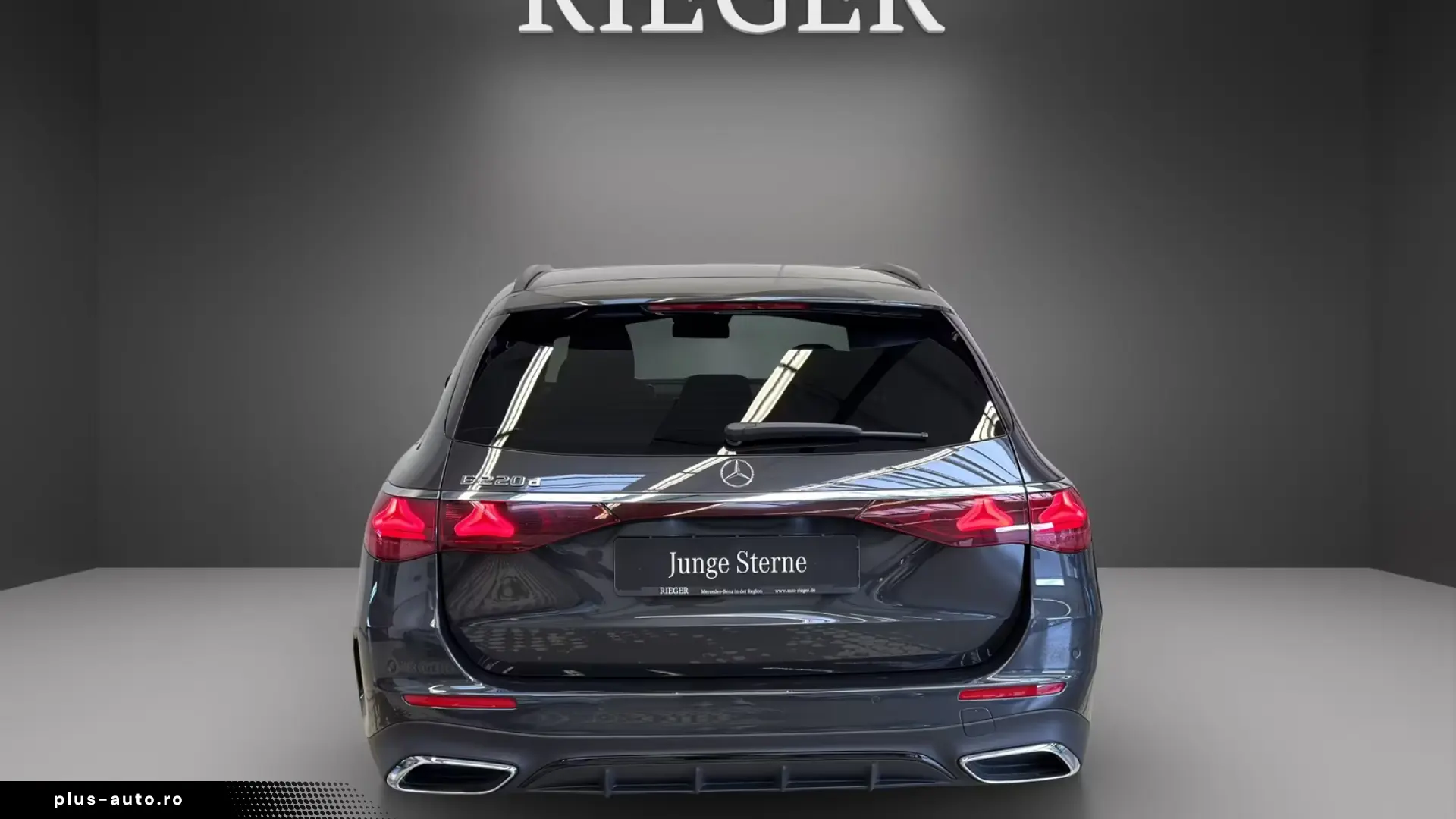 Mercedes-Benz E 220 T d AMG Pano NIGHT Keyles Totwinkel 19
