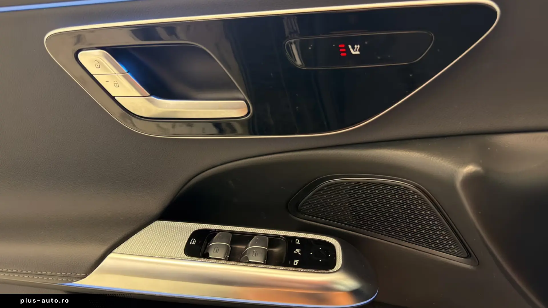 Mercedes-Benz E 220 T d AMG Pano NIGHT Keyles Totwinkel 19