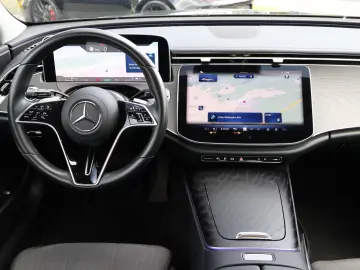 Mercedes-Benz E 300 de 4Matic Avantgarde
