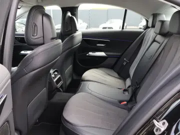 Mercedes-Benz E 300 de 4Matic Avantgarde