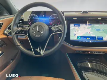 Mercedes-Benz E 220d Superscreen Burmester Ventilation