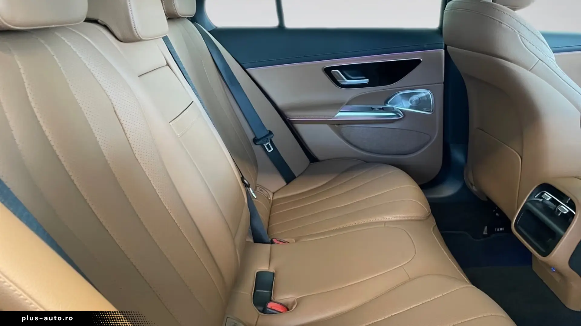 Mercedes-Benz E 220d Superscreen Burmester Ventilation