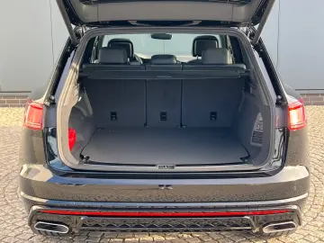 Volkswagen Touareg R-Line FINAL EDITION 3.0 TDI 4MOTION