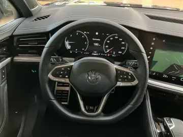 Volkswagen Touareg TDI R-Line FINAL EDITION Tageszulassung!