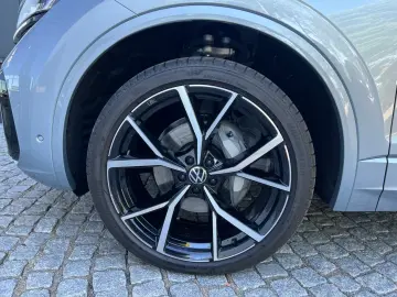 Volkswagen Touareg R-Line FINAL EDITION 3.0 TDI 4MOTION
