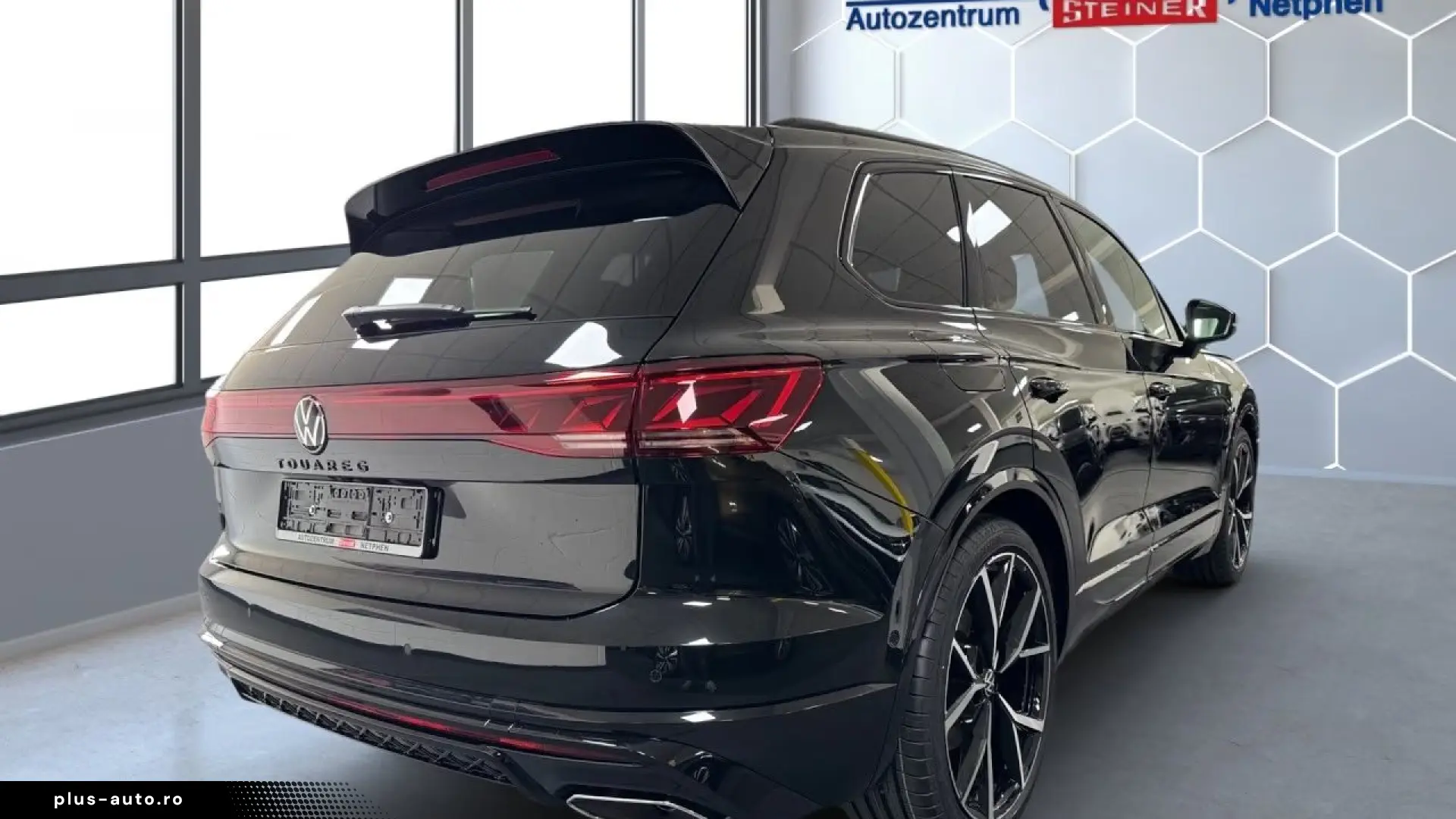 Volkswagen Touareg R-Line TDI 4MOTION Final Edition VOLL !