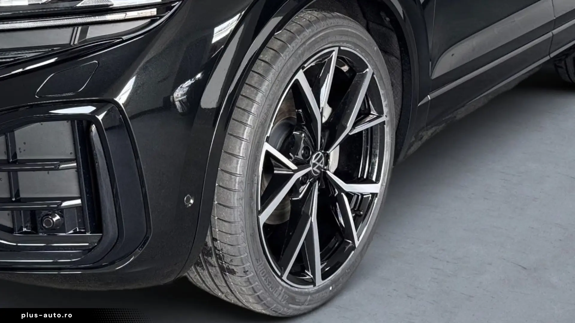 Volkswagen Touareg R-Line TDI 4MOTION Final Edition VOLL !