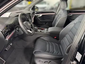 Volkswagen Touareg R-Line TDI 4MOTION Final Edition VOLL !