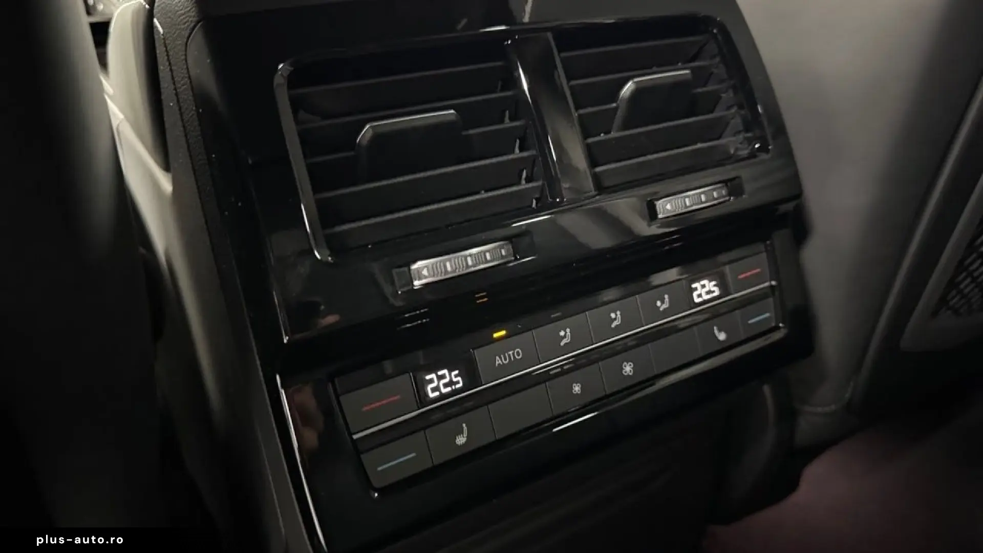 Volkswagen Touareg R-Line TDI 4MOTION Final Edition VOLL !