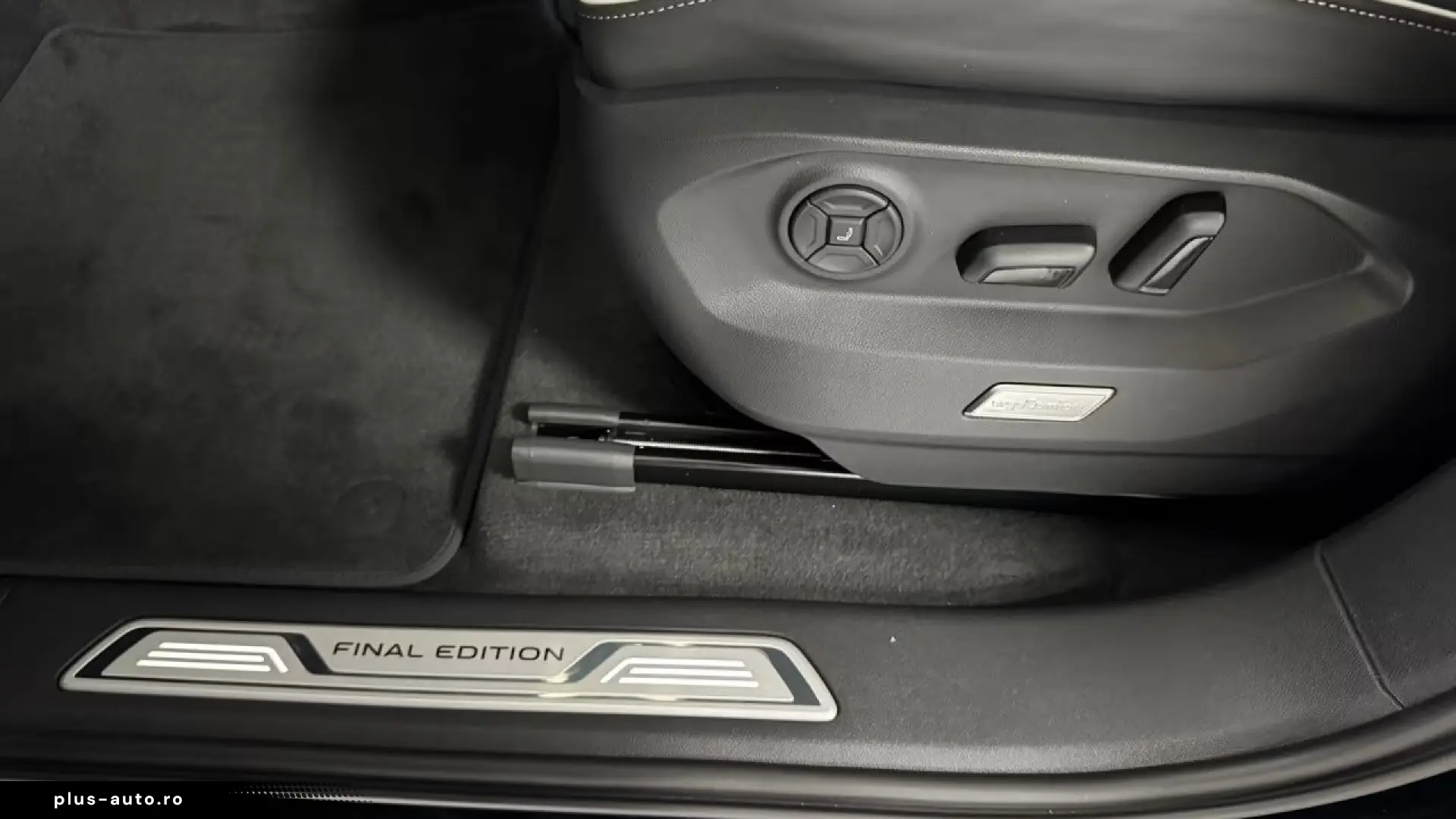 Volkswagen Touareg R-Line TDI 4MOTION Final Edition VOLL !