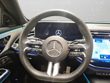 Mercedes-Benz E 220 d AMG Prem. PANO NIGHT 20  360