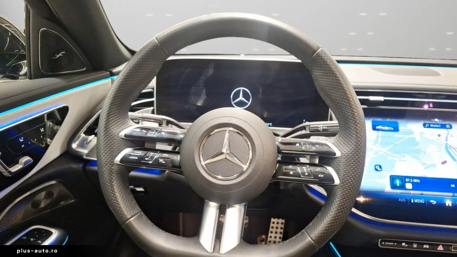 Mercedes-Benz E 220 d AMG Prem. PANO NIGHT 20  360