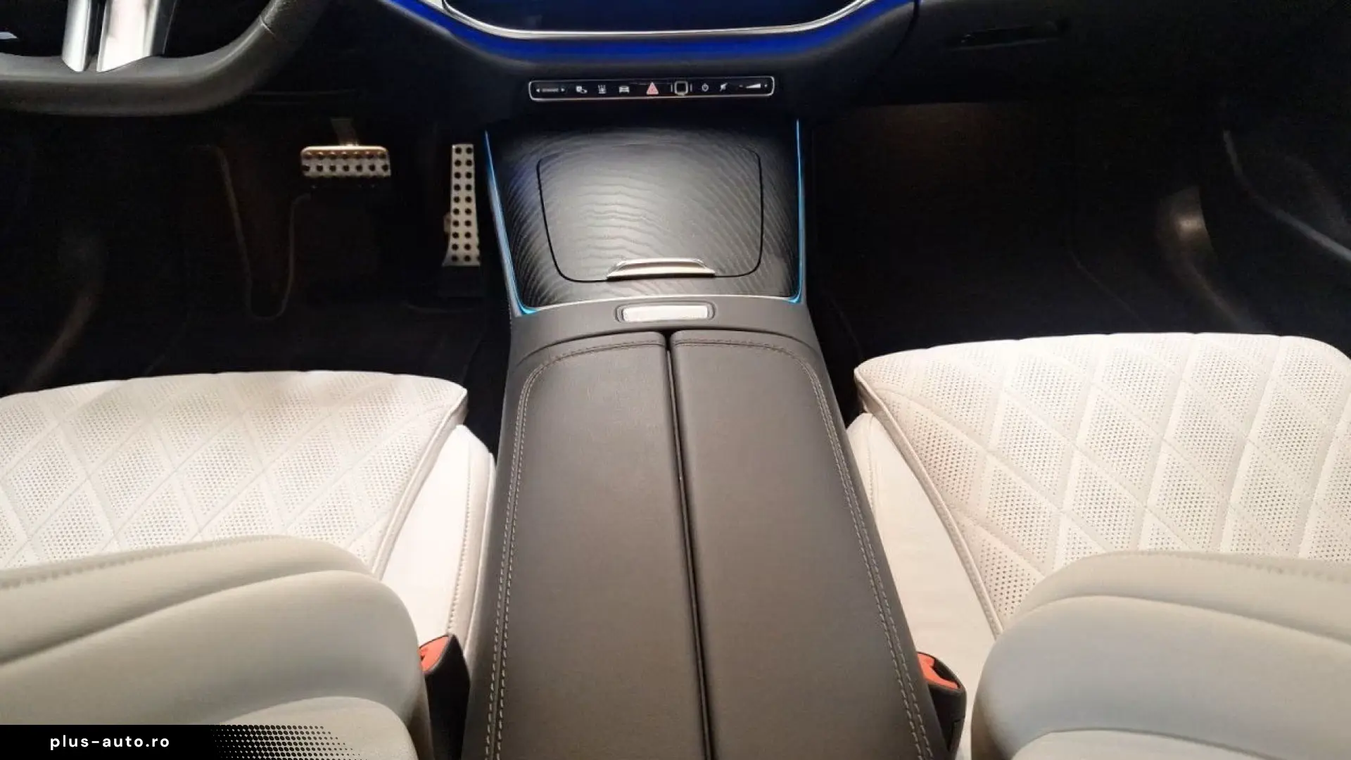 Mercedes-Benz E 220 d AMG Prem. PANO NIGHT 20  360