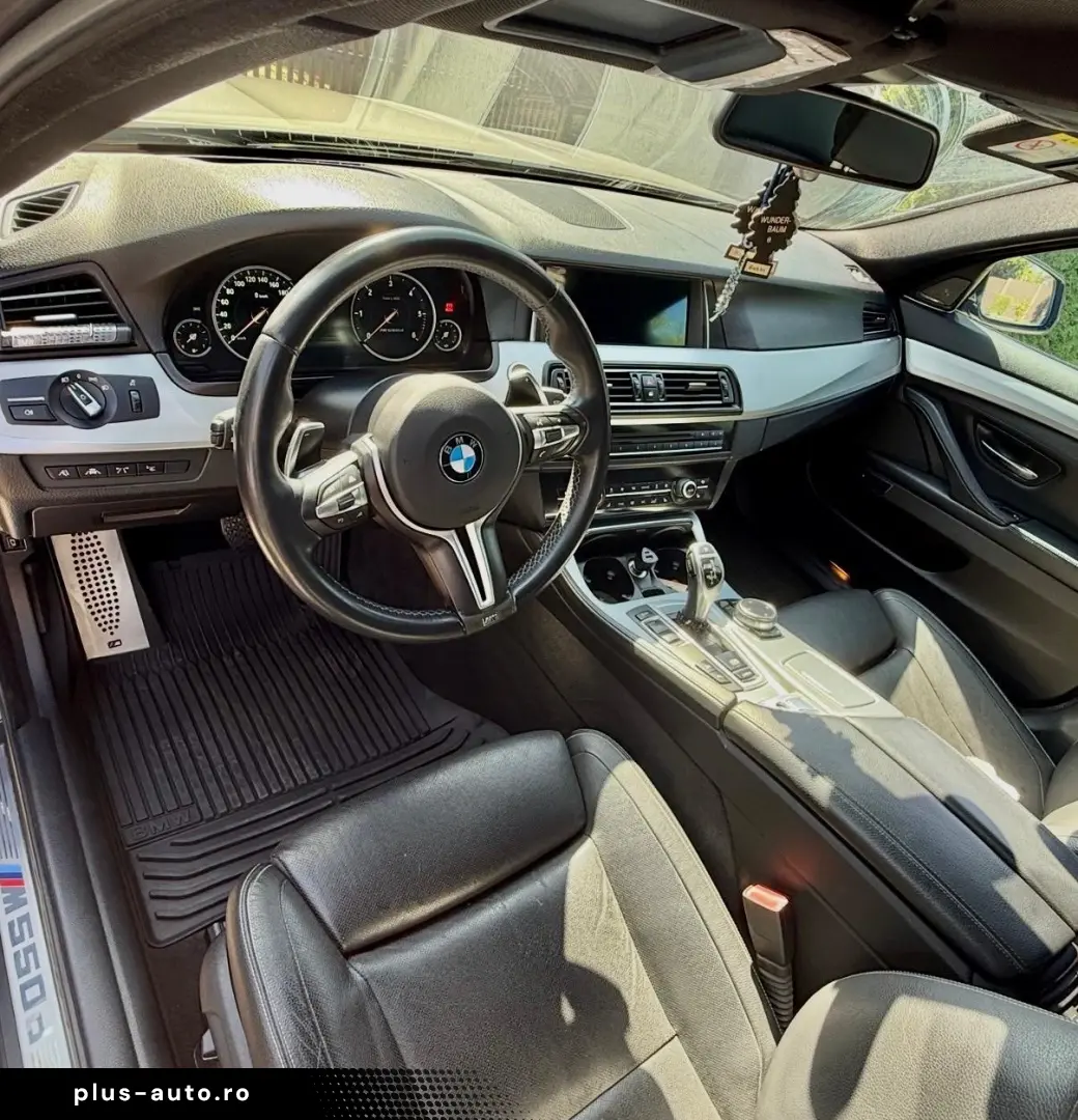 BMW M550