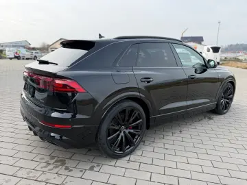 Audi Q8 TDI  STANDHEIZUNG AHK PANO HUD B&O