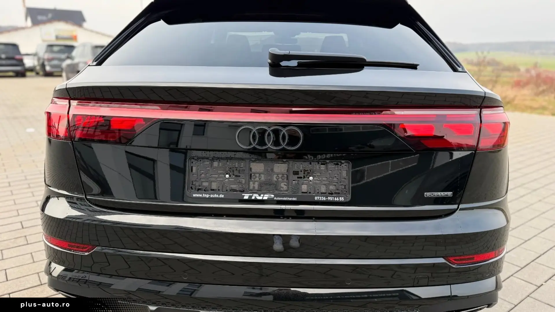 Audi Q8 TDI  STANDHEIZUNG AHK PANO HUD B&O