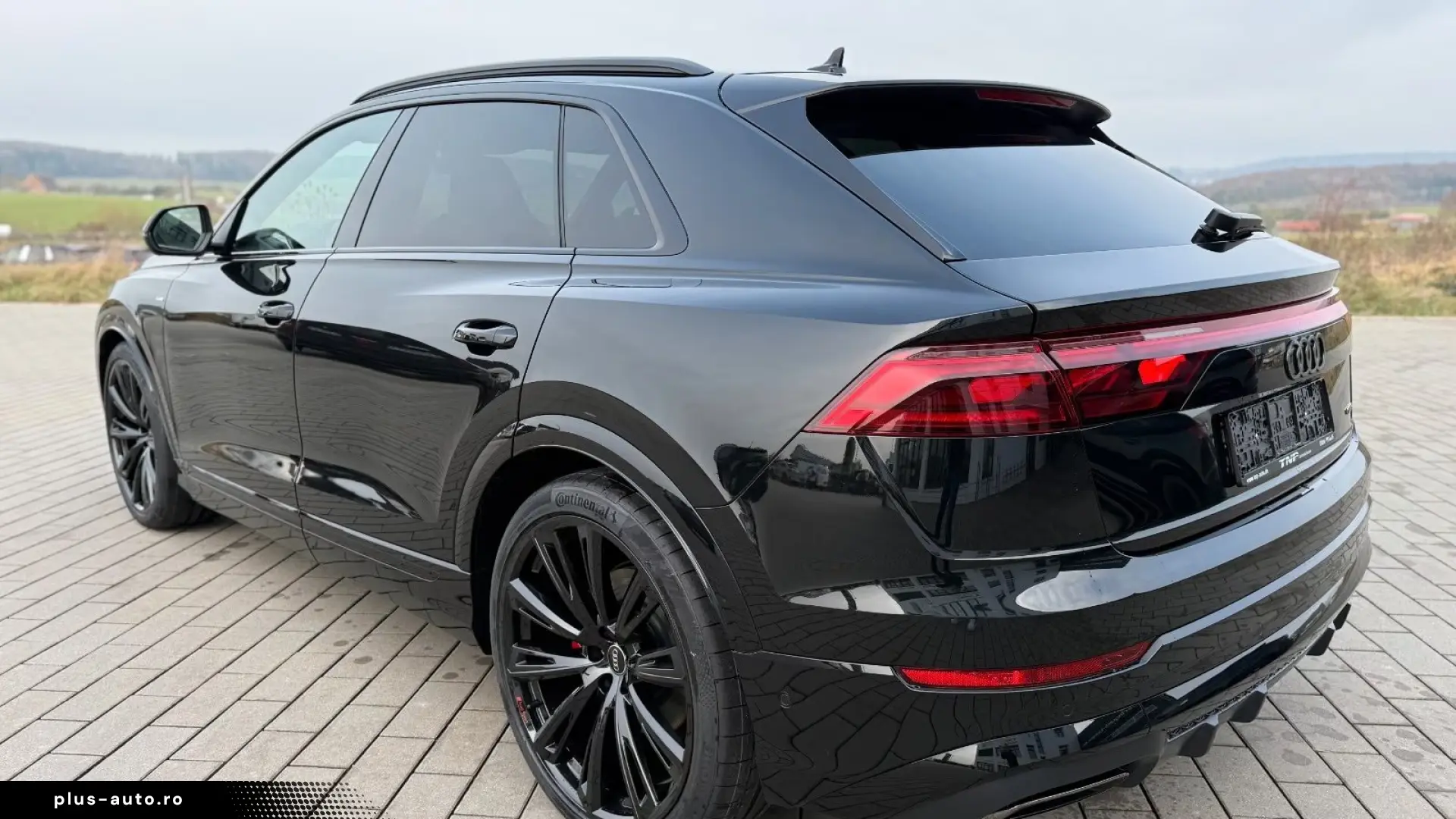 Audi Q8 TDI  STANDHEIZUNG AHK PANO HUD B&O