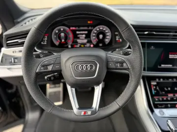 Audi Q8 TDI  STANDHEIZUNG AHK PANO HUD B&O