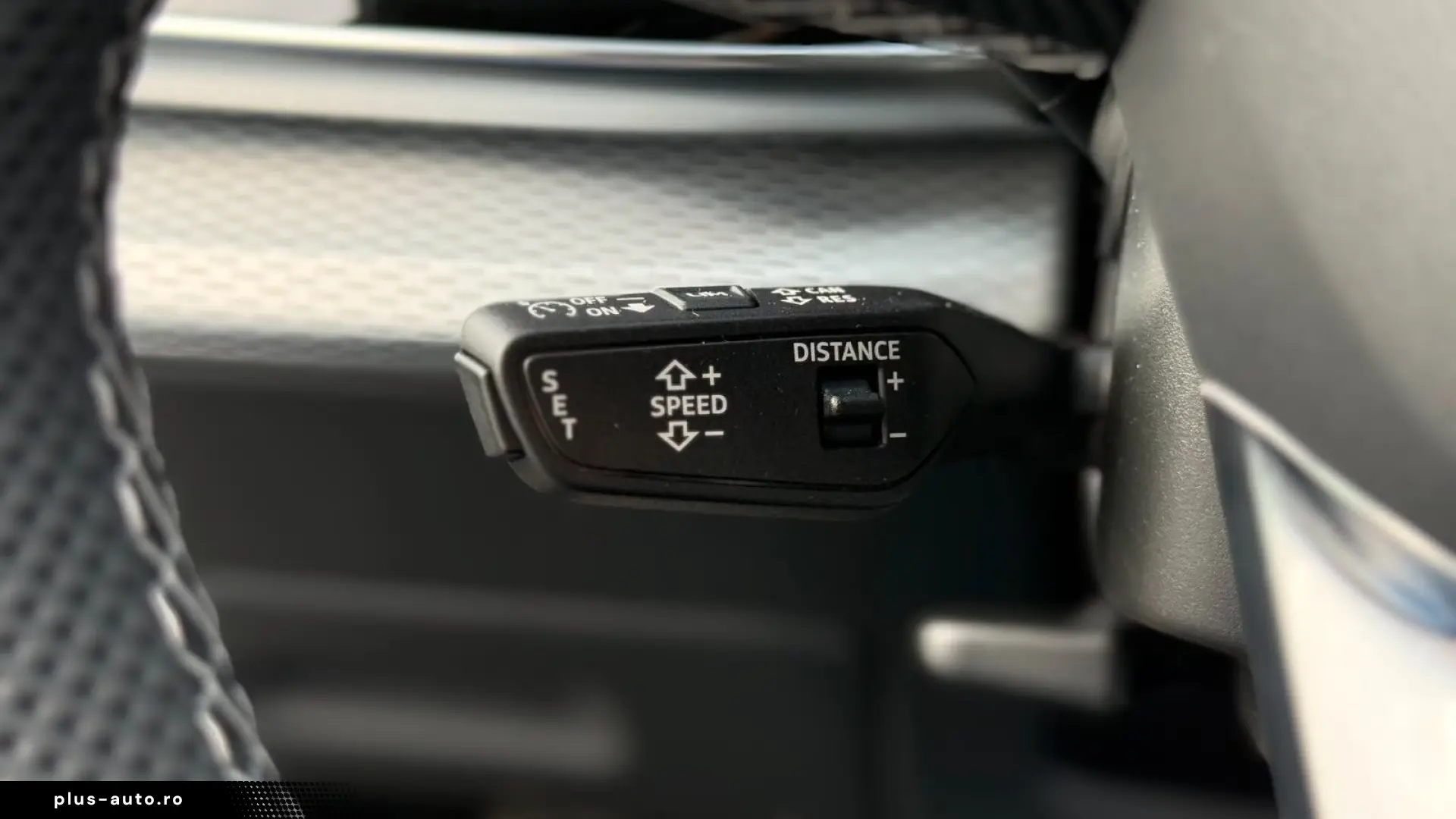 Audi Q8 TDI  STANDHEIZUNG AHK PANO HUD B&O
