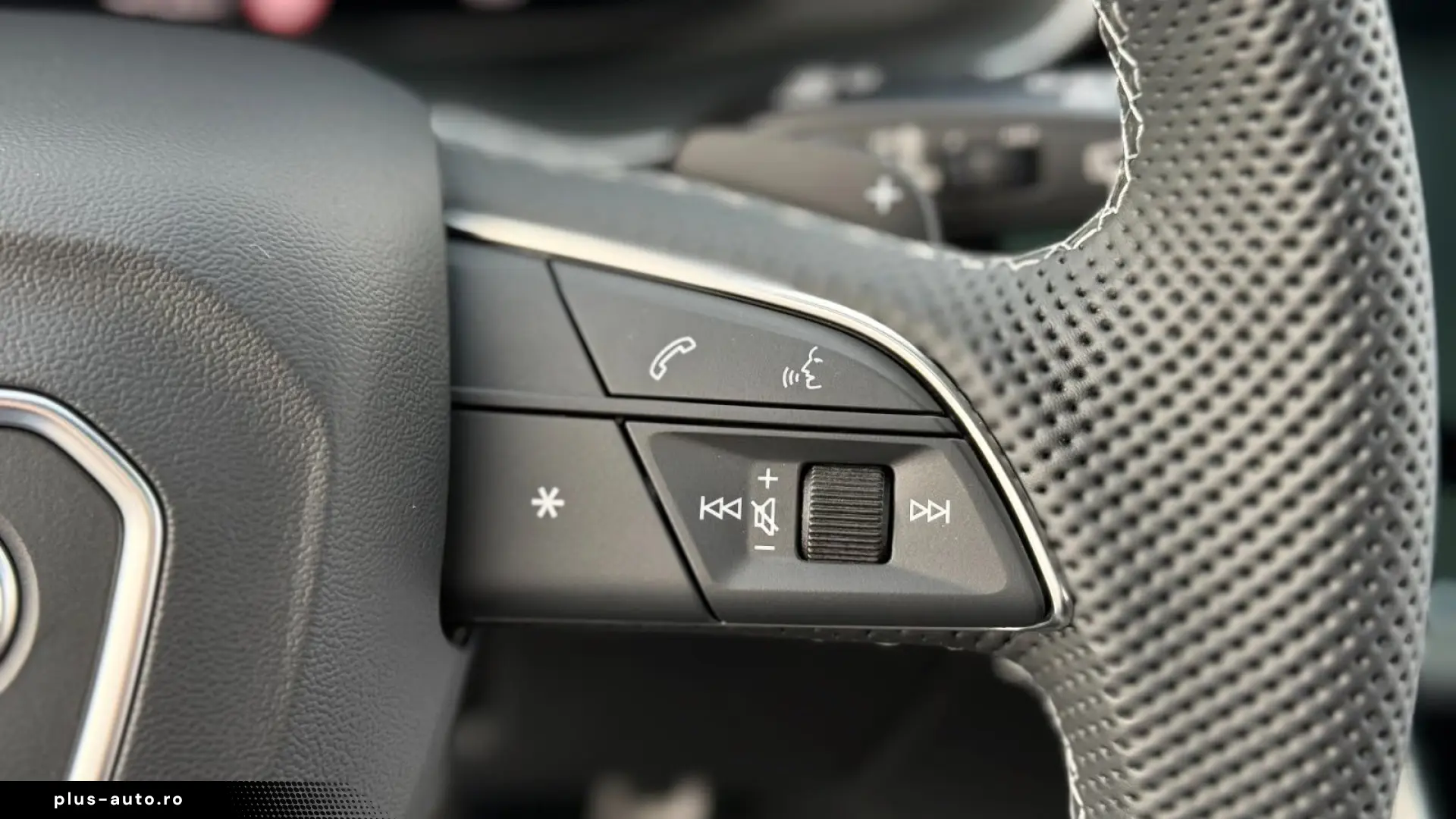 Audi Q8 TDI  STANDHEIZUNG AHK PANO HUD B&O