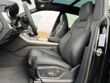 Audi Q8 TDI  STANDHEIZUNG AHK PANO HUD B&O