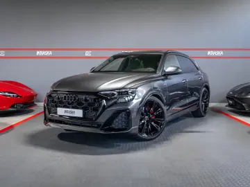 Audi Q8 50 TDI quattro S-Line AHK PANO STHZ B&O GV5