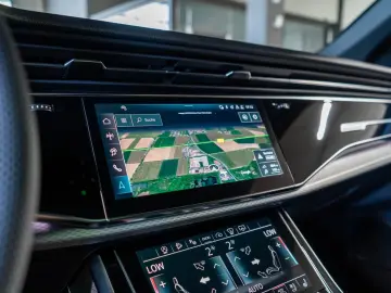 Audi Q8 50 TDI quattro S-Line AHK PANO STHZ B&O GV5
