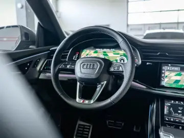 Audi Q8 50 TDI quattro S-Line AHK PANO STHZ B&O GV5