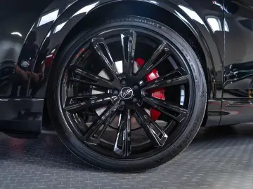 Audi Q8 3.0 TDI quattro LASER AHK SHZ PANO B&O STHZ